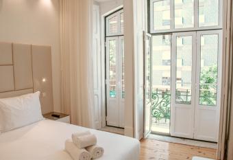 Le Premier Lisbon Suites allows 18 year olds to book a room