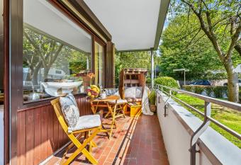 Alte Heimat allows 18 year olds to book a room