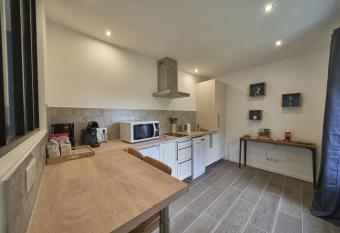 L Arbois 1876-La Verri  re- has Balcony rooms