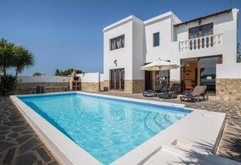 Villa Mar  a has Balcony rooms