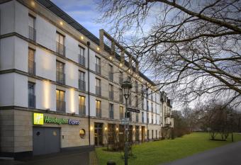 Holiday Inn Express Baden-Baden, an IHG Hotel allows 18 year olds to book a room