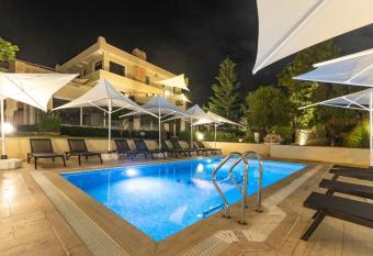 Farrys Boutique Hotel has Balcony rooms