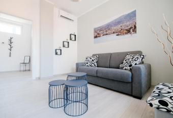 Bright Home -By House Of Travelers- has Balcony rooms