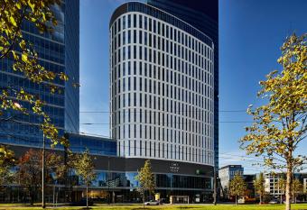 Crowne Plaza - Warsaw - The HUB, an IHG Hotel allows 18 year olds to book a room