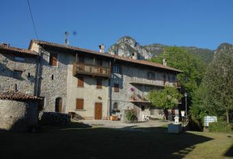 Bed & Breakfast Castello Regina has Balcony rooms