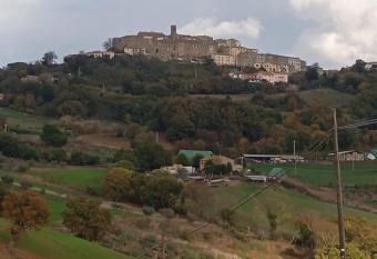 Casa a Serrazzano has Balcony rooms