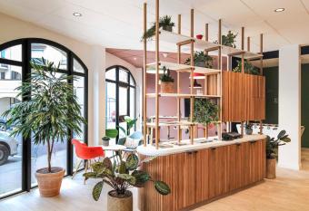 ibis Saint Gratien - Enghien-Les-Bains has Balcony rooms