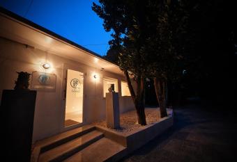 ADAN RESORT     has Balcony rooms