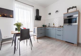 Vinorell Apartman has Balcony rooms