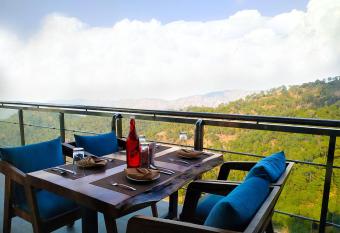 Lemon Tree Hotel, Kasauli has Balcony rooms
