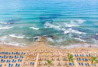 Alexandra Apartments has Balcony rooms