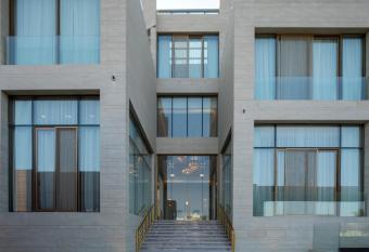                                  allows 18 year olds to book a room