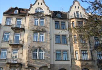 Hotel Central allows 18 year olds to book a room