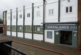 Greenland s Inn allows 18 year olds to book a room