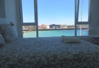 Apartamento Na Beira Do Mar has Balcony rooms