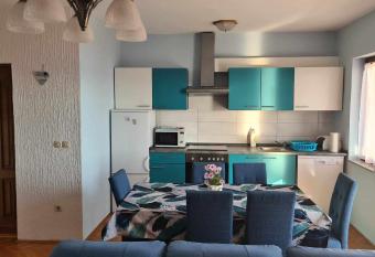 Apartment with a view on the Adriatic sea has Balcony rooms