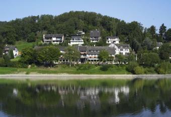 Hotel Paulushof allows 18 year olds to book a room