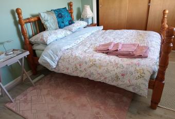 Double Room only Light breakfast only available Eaten within room Private use of bathroom allows 18 year olds to book a room