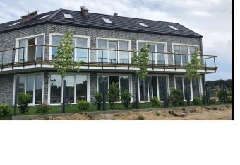 Do Morza 1 has Balcony rooms