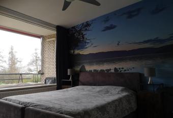 Benvenuto has Balcony rooms