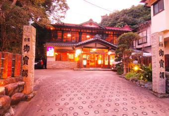 Sansou Nagisa allows 18 year olds to book a room