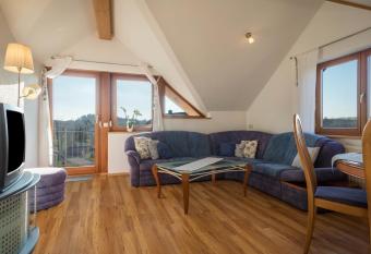 Ferienhof Sauter Friedrichshafen has Balcony rooms