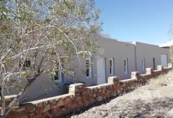 The Karoo Prinia has Balcony rooms