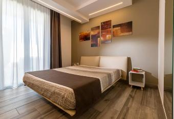 Sundeck Hotel allows 18 year olds to book a room