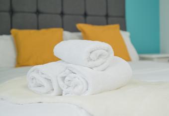 TLK Apartments & Hotel - Beckenham High Street allows 18 year olds to book a room