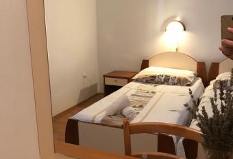 LIVE APARTMENT has Balcony rooms