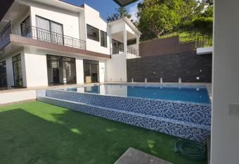 CASA EL MIRADOR has Balcony rooms