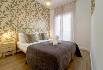 El Coso Boutique Lucena allows 18 year olds to book a room