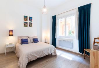 Le Chin   - Patio convivial - Parking - Centre has Balcony rooms