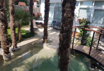 Beautiful View Apt 3 allows 18 year olds to book a room