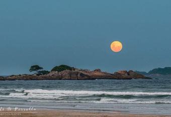 Mordomia no Guaruj   has Balcony rooms