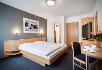 Hotel Mautner Airport und Messehotel has Balcony rooms