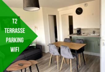 Le Vintage allows 18 year olds to book a room