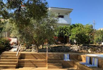 La Hermosa Vista has Balcony rooms