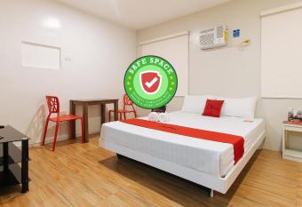 RedDoorz @ Golite Old Albay allows 18 year olds to book a room