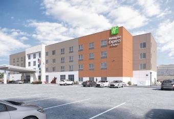 Holiday Inn Express & Suites - Green River, an IHG Hotel allows 18 year olds to book a room