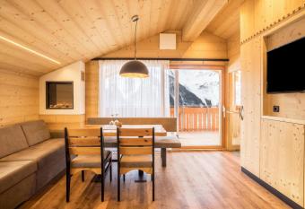 Chalets Reisnock - Hochgruberhof has Balcony rooms