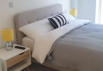 Quay Apartments Exchange Quay allows 18 year olds to book a room