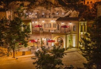 Sinasos Star Hotel has Balcony rooms