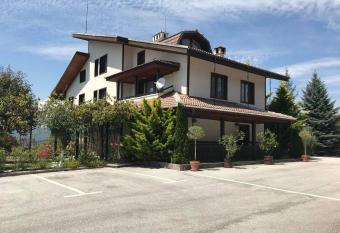 Hotel Villa Rai has Balcony rooms