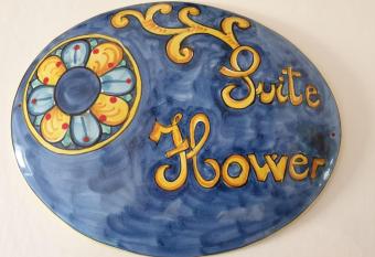 Suite Flower b&b has Balcony rooms