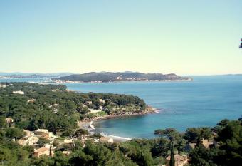 Villa Fabregas has Balcony rooms