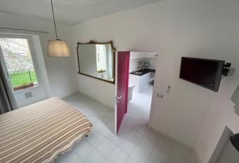 Il Cavalier Veggiani B&B allows 18 year olds to book a room