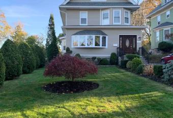 Historical Neighborhood Home allows 18 year olds to book a room