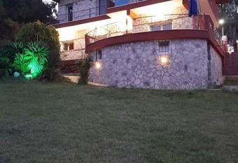 Villa Nestor has Balcony rooms