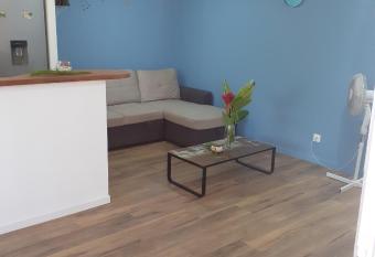 APPART LYLY allows 18 year olds to book a room